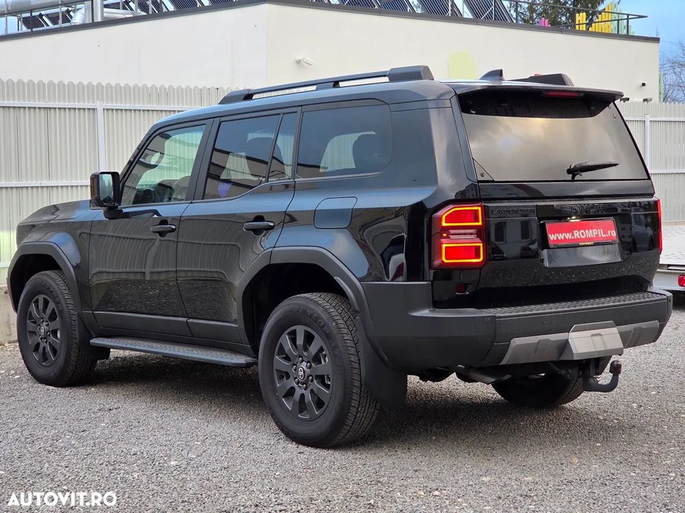 Toyota Land Cruiser 250 - 5