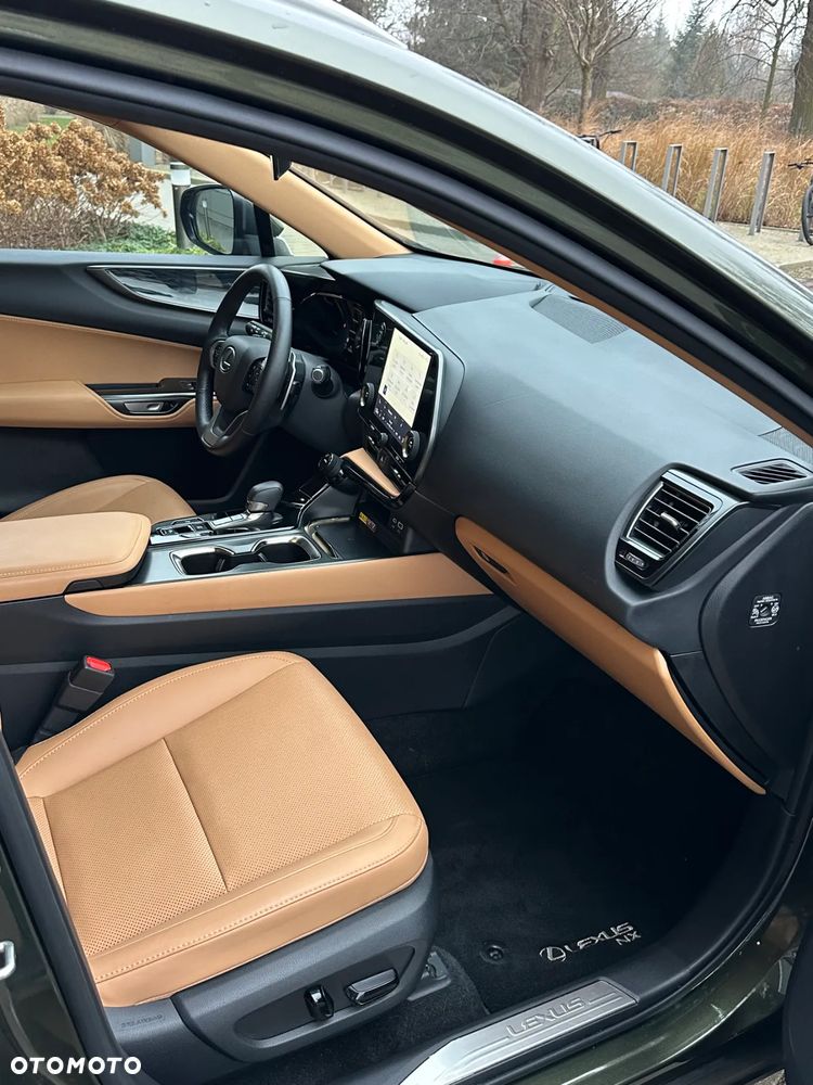 Lexus NX 350h Prestige 2WD - 13