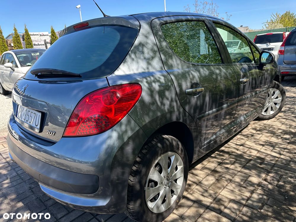 Peugeot 207 75 Urban Move - 12