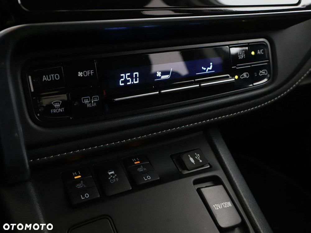 Toyota Auris 1.8 VVT-i Automatik Team Deutschland - 26