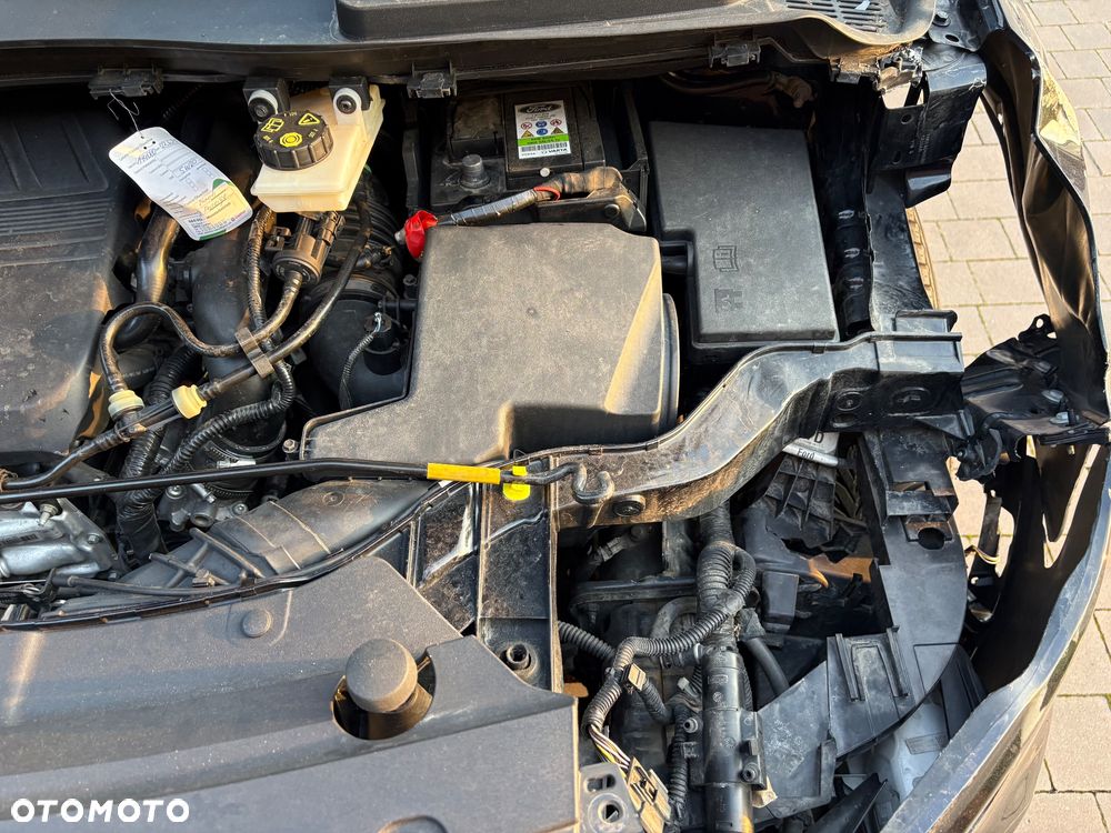 Ford Kuga - 20