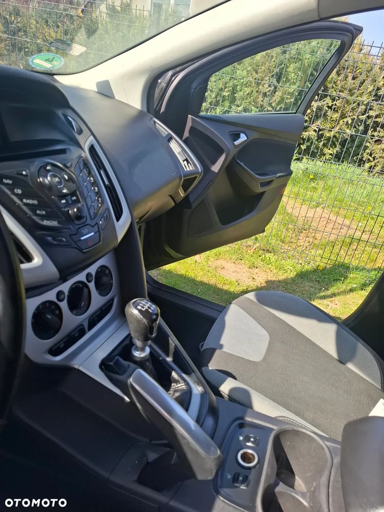 Ford Focus - 11