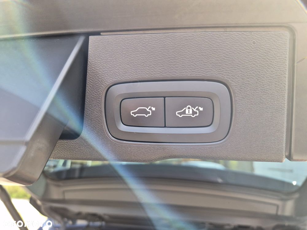 Volvo XC 60 B4 B Inscription - 21