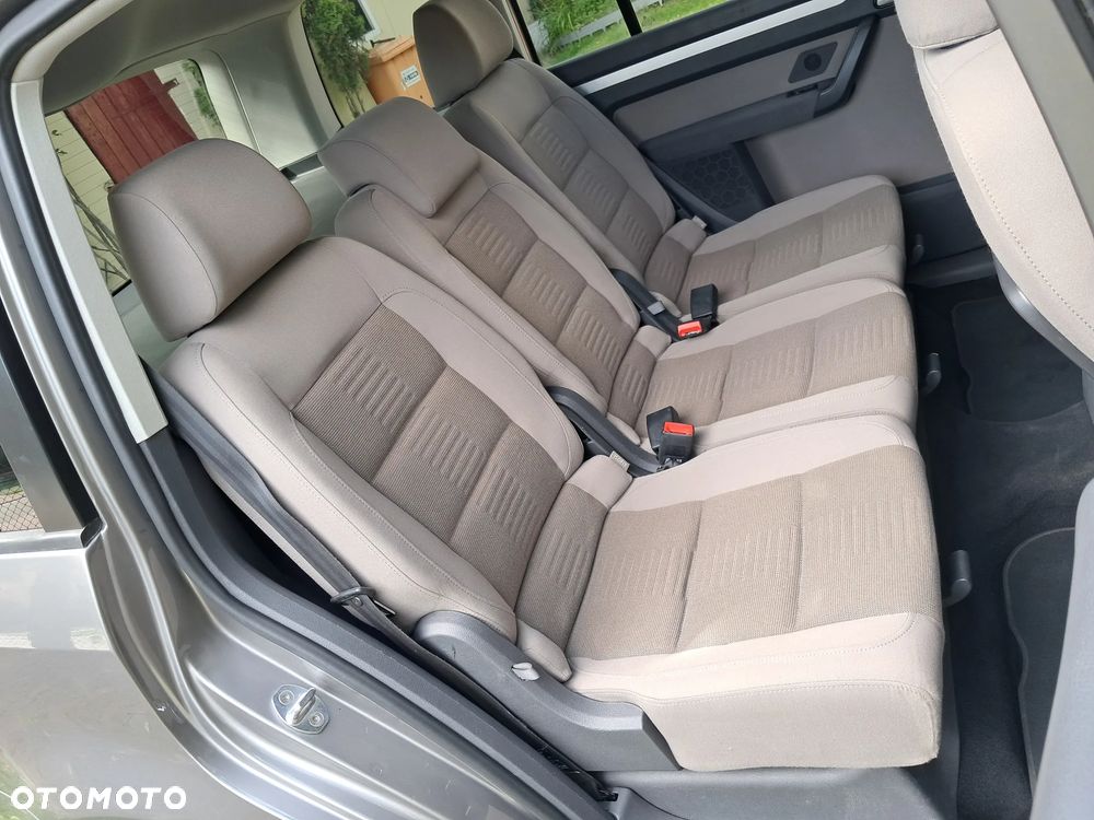 Volkswagen Touran 1.4 TSI Life - 11