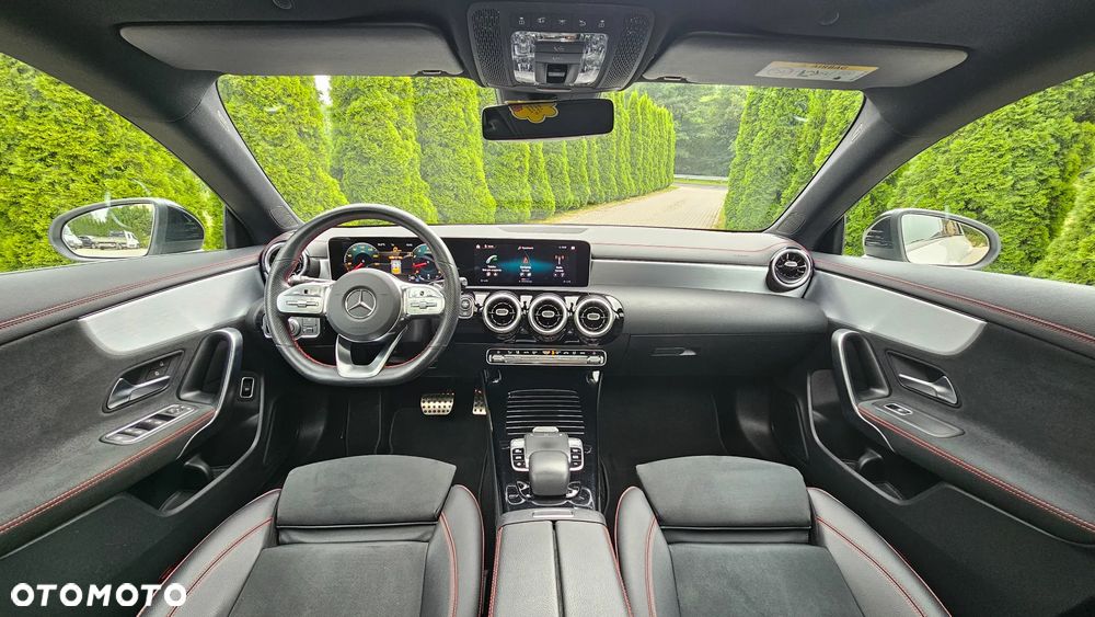 Mercedes-Benz CLA 200 AMG Line 7G-DCT - 8