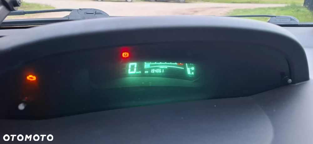 Toyota Yaris - 7