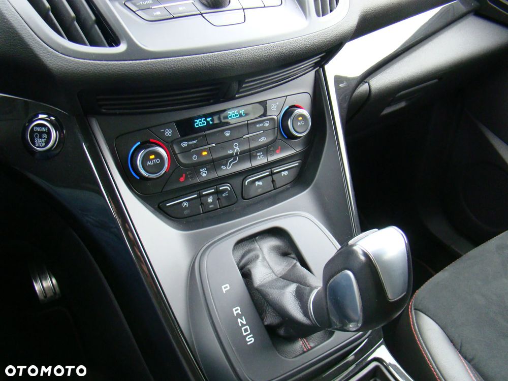 Ford Kuga 2.0 EcoBoost 4x4 ST-Line - 29