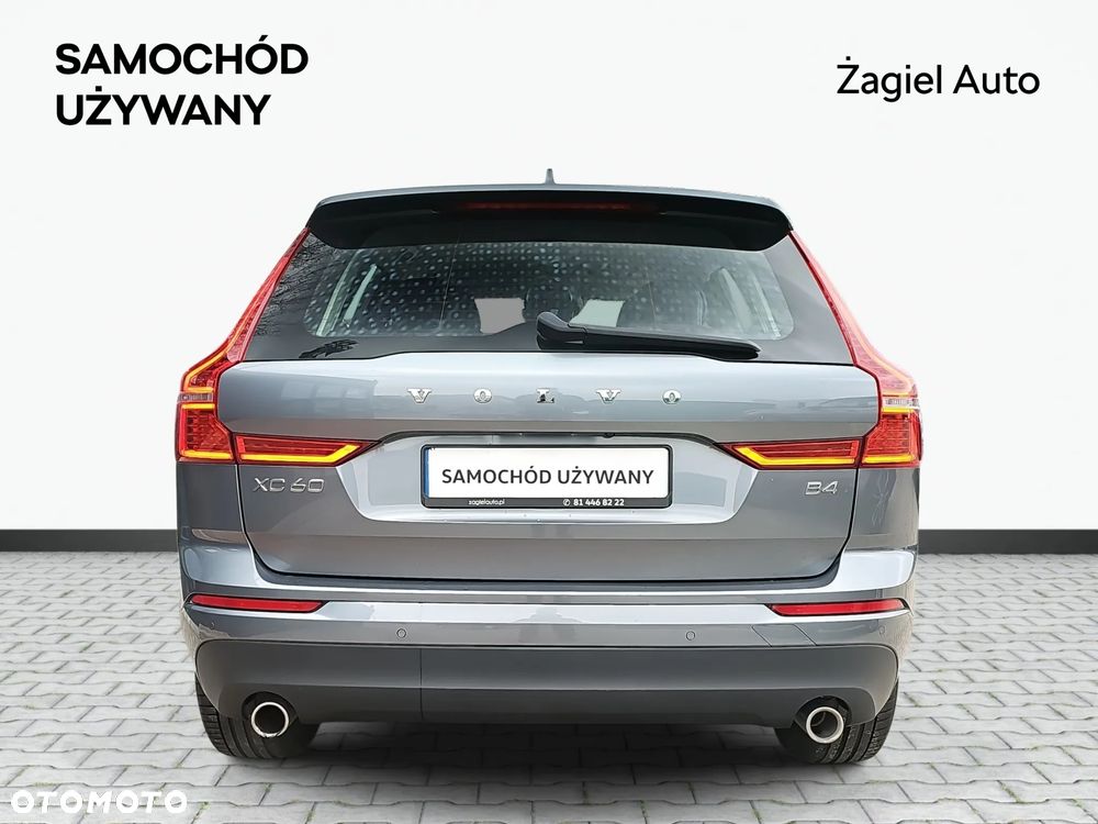 Volvo XC 60 B4 B Momentum Pro - 4