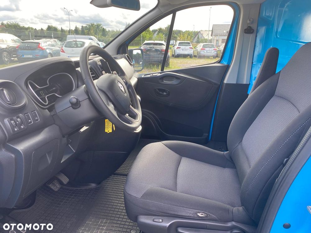 Renault Trafic - 11