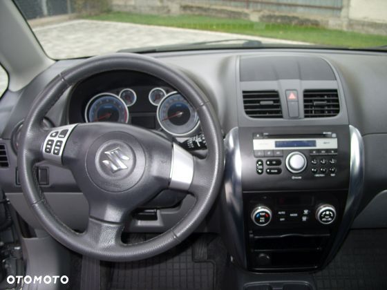 Suzuki SX4 2011