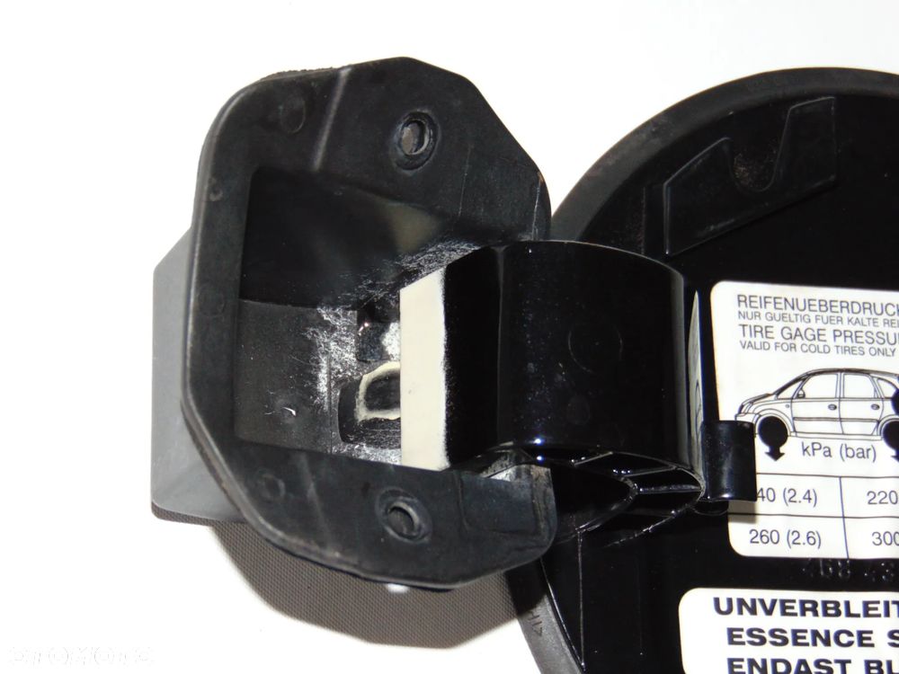 ORYGINAŁ czarna klapa klapka korek wlewu paliwa Opel Meriva A 02-10r - 10