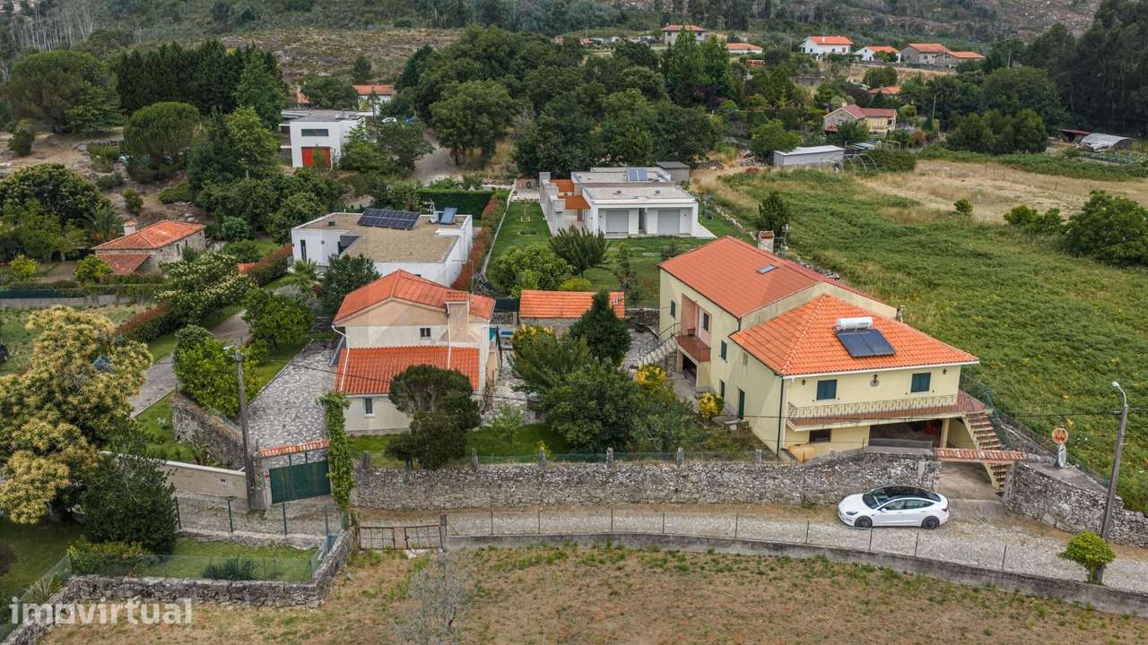 Moradia T4 + T3 Vilar de Mouros - Caminha - Grande imagem: 3/54