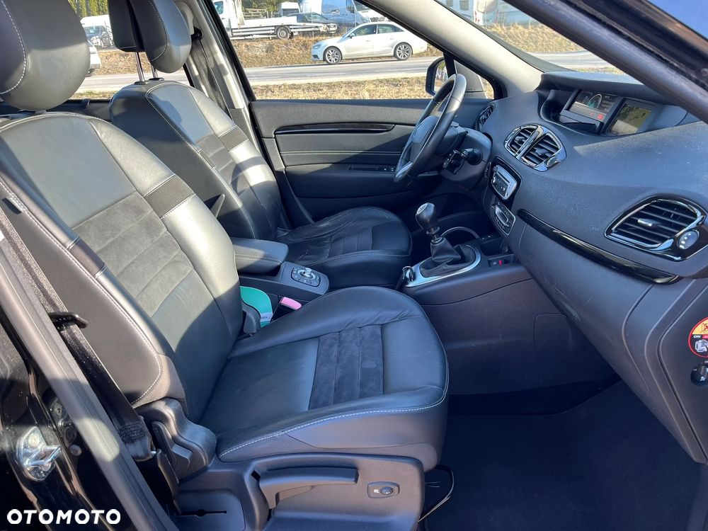 Renault Scenic 1.6dCi Energy Bose Edition - 11