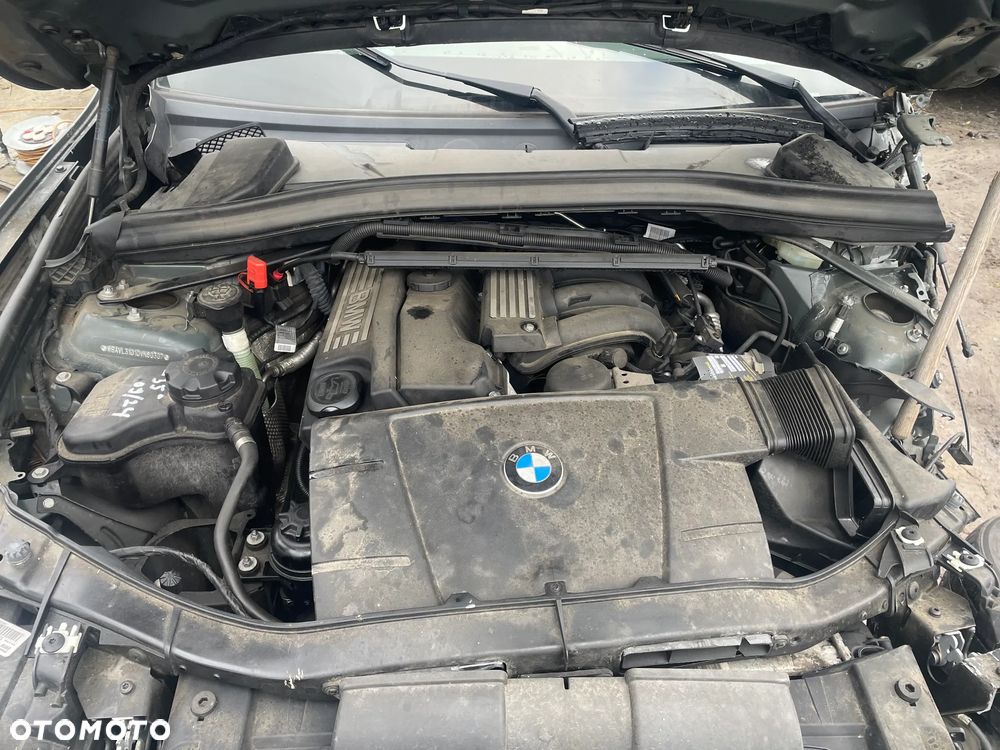 BMW X1 sDrive18i - 3