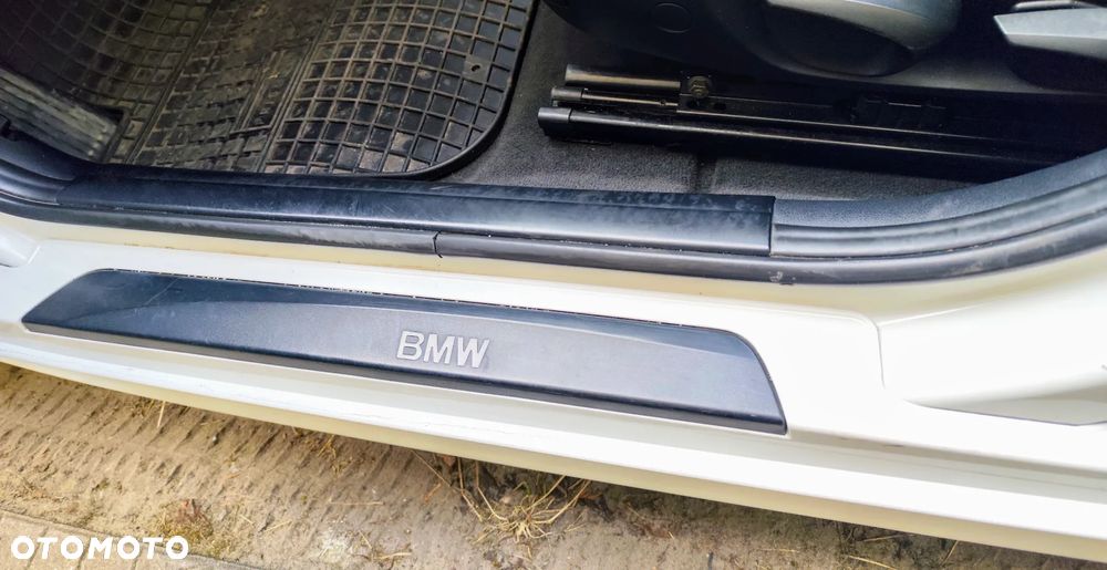 BMW Seria 1 120i - 15