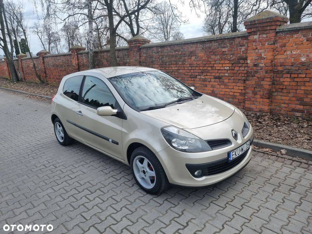 Renault Clio 1.6 16V Extreme - 1