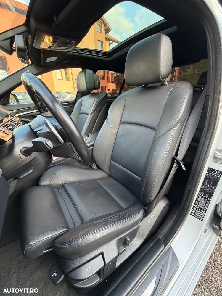 BMW Seria 5 525d xDrive Sport-Aut. Luxury Line - 37