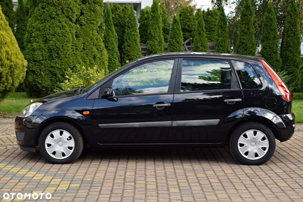 Ford Fiesta 1.3 - 4