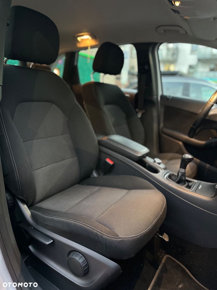 Mercedes-Benz Klasa B 180 CDI BlueEFFICIENCY Edition 1 - 26