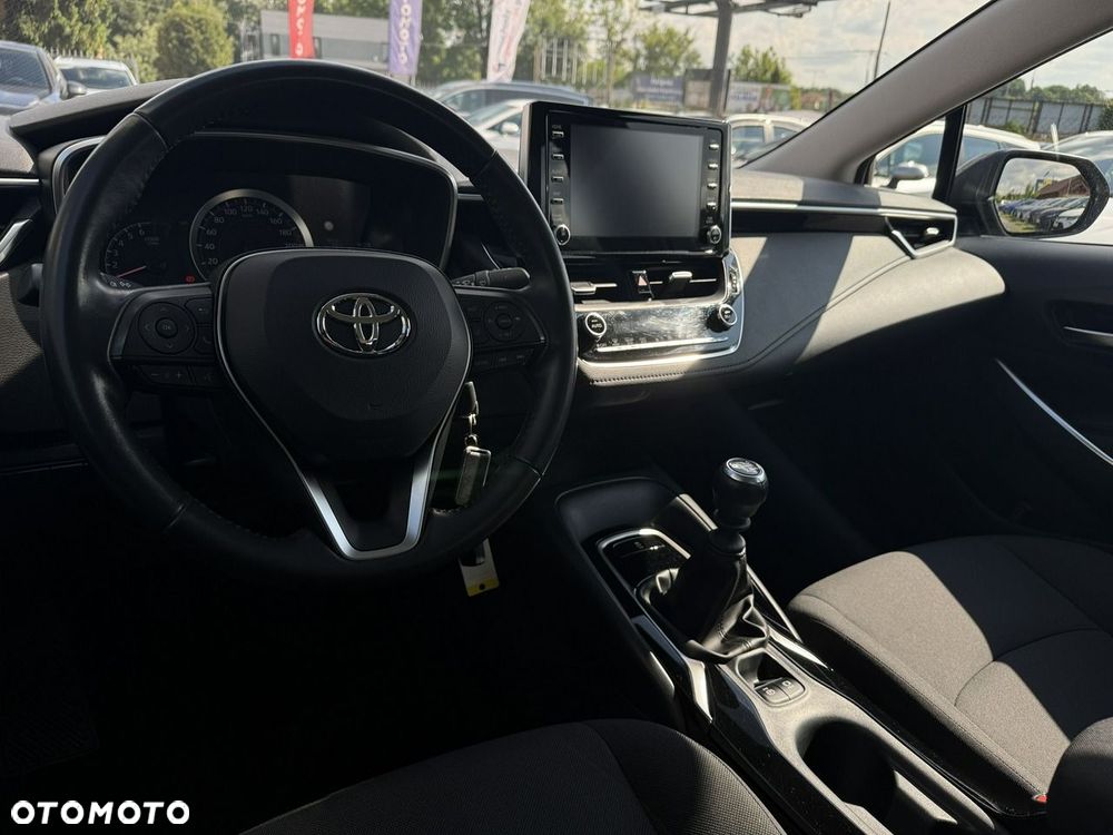 Toyota Corolla 1.5 Comfort - 17