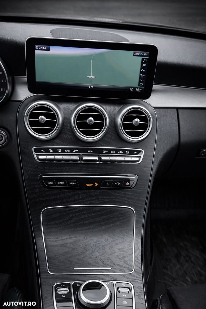 Mercedes-Benz C 220 d Aut - 19