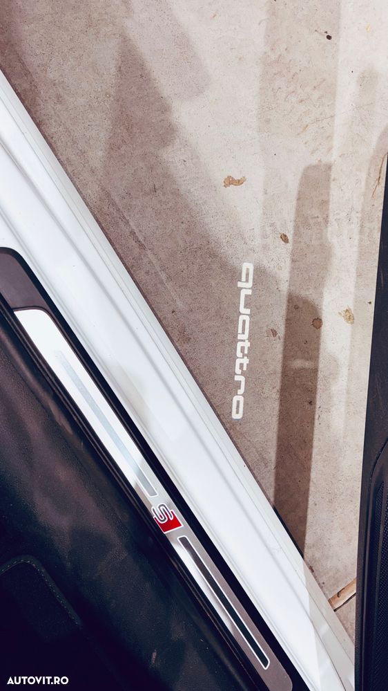 Audi A4 40 TDI quattro S tronic S line - 12