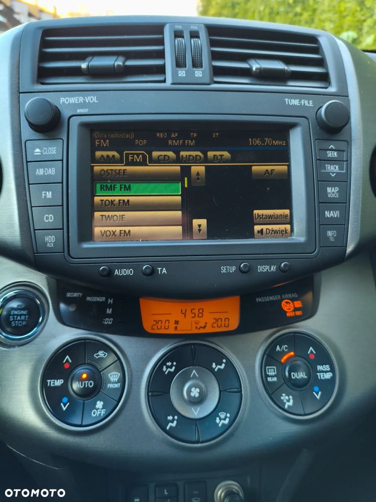 Toyota RAV4 - 14