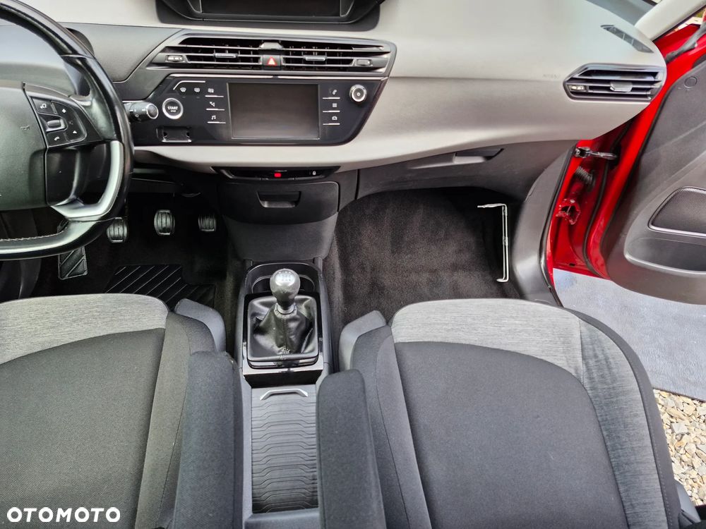 Citroën C4 Picasso PureTech 130 Stop&Start Attraction - 26