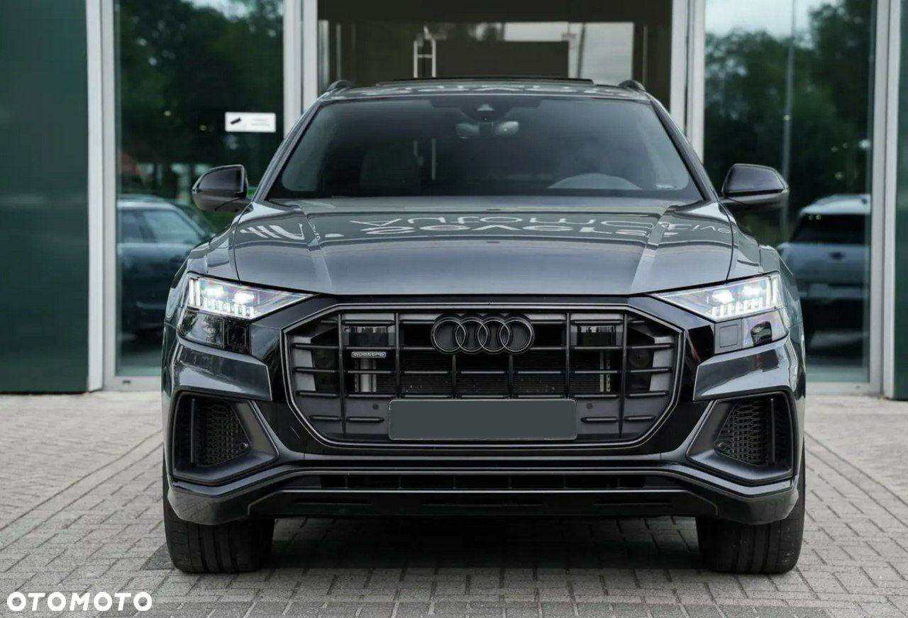 Audi Q8 - 2
