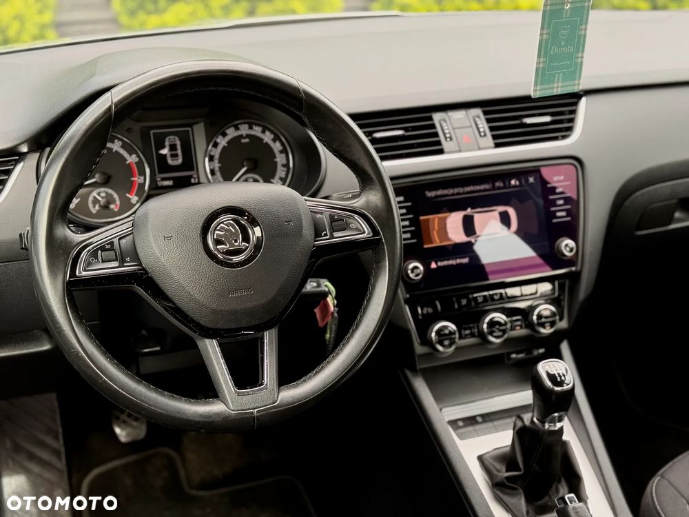 Skoda Octavia 1.4 TSI Ambition - 10