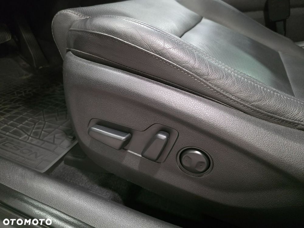 Hyundai Tucson 2.0 CRDi 48V Premium 4WD - 14
