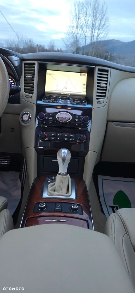 Infiniti FX FX30d AWD S Premium - 26