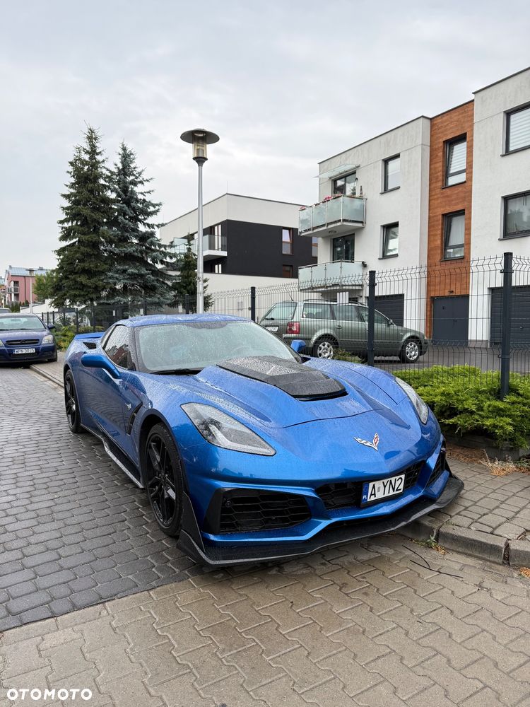 Chevrolet Corvette - 8