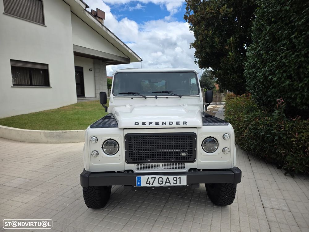 Land Rover Defender 90 2.4 CRD S - 5