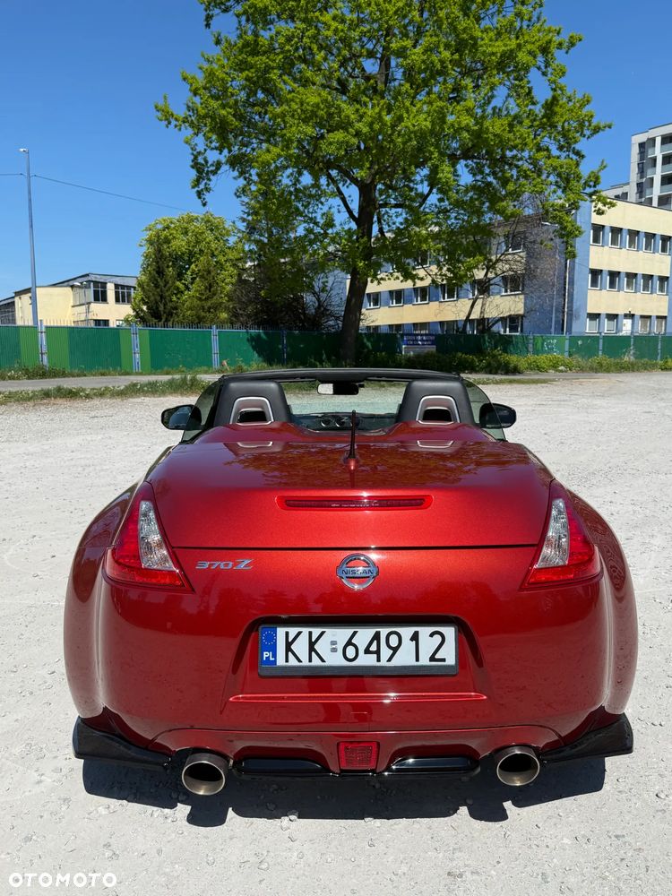Nissan 370 Z - 4