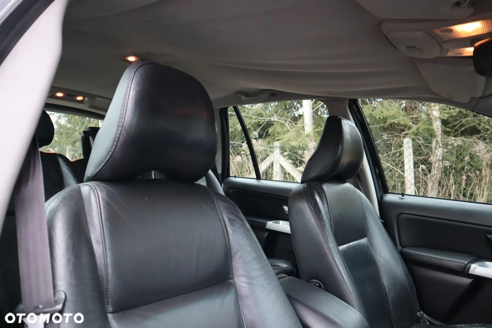 Volvo XC 90 2.4D Momentum - 19