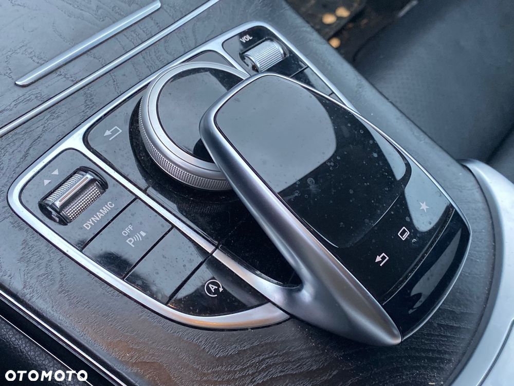 Mercedes-Benz Klasa C 200 (BlueTEC) d 7G-TRONIC - 19