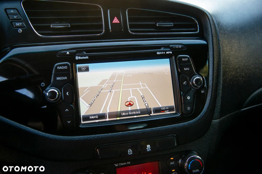 Kia Ceed 1.4 CVVT Attract plus - 24