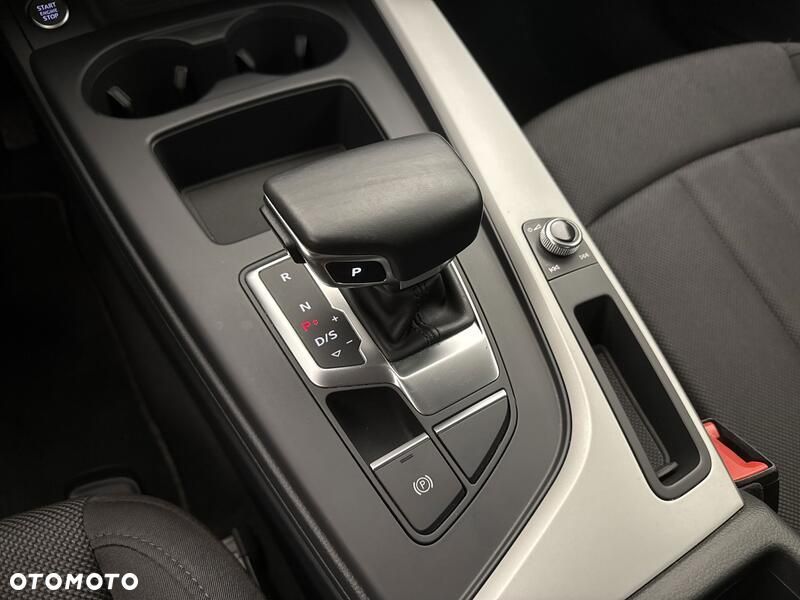 Audi A4 Limousine 35 TFSI mHEV S tronic - 18