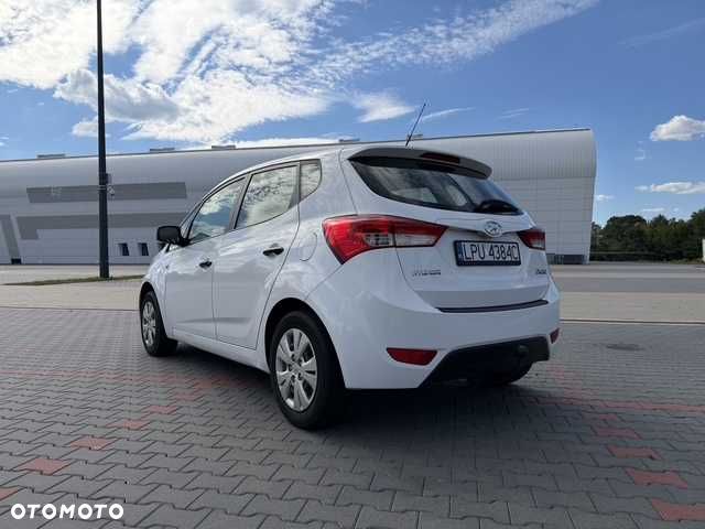 Hyundai ix20 - 3