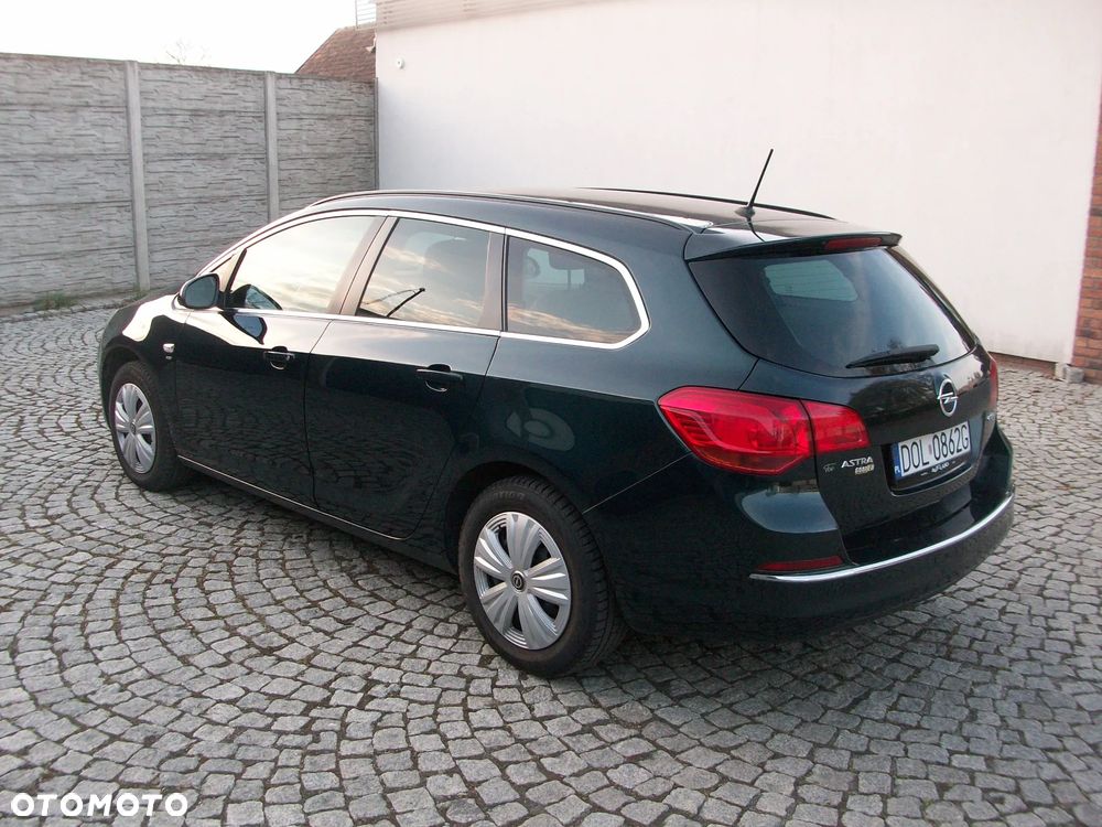 Opel Astra 1.6 CDTI DPF ecoFLEX TourerStart/Stop Exklusiv - 9