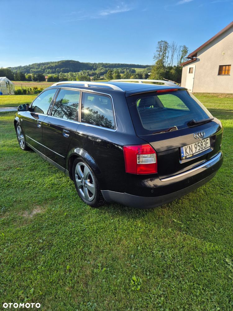 Audi A4 Avant - 17