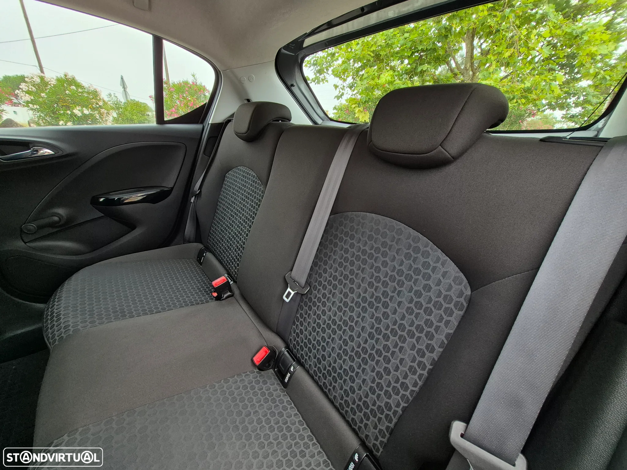 Opel Corsa 1.3 CDTi Enjoy - 18