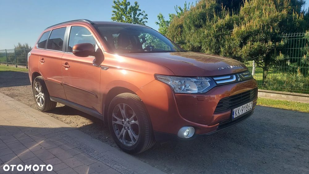 Mitsubishi Outlander 2.2 DID Intense + - 1