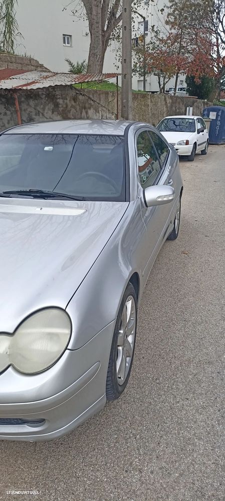 Mercedes-Benz C 220 CDi Sport Coupé Classic - 2