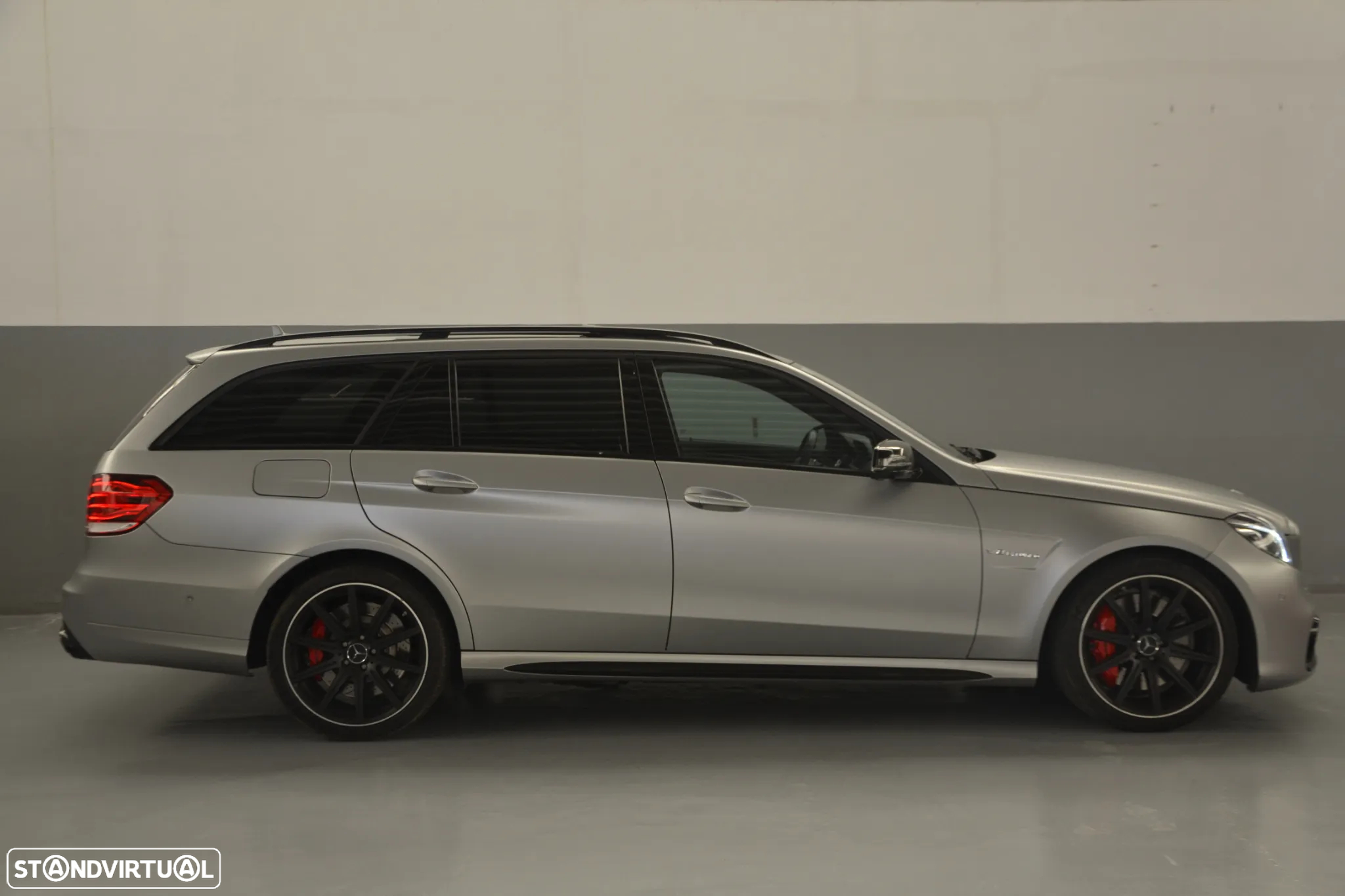 Mercedes-Benz E 63 AMG S 4-Matic - 11