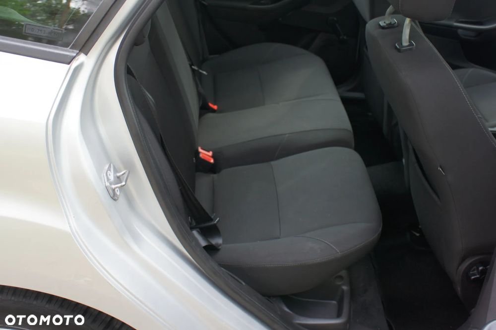 Ford Focus 1.5 TDCi DPF Start-Stopp-System Ambiente - 22