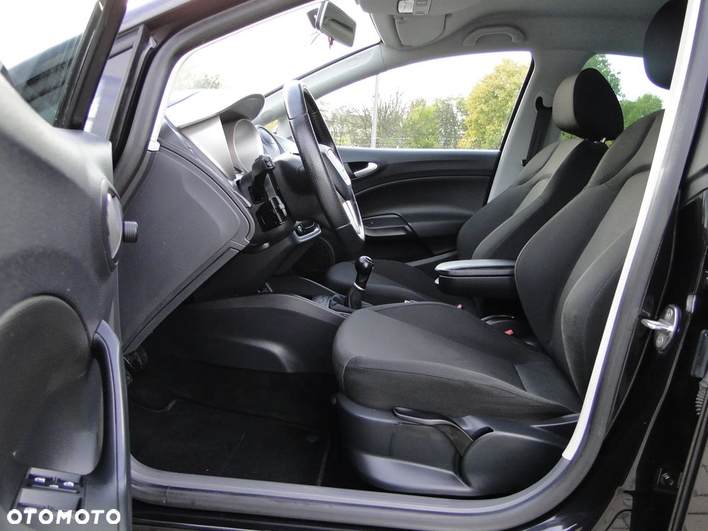 Seat Ibiza 1.6 16V Stylance - 11