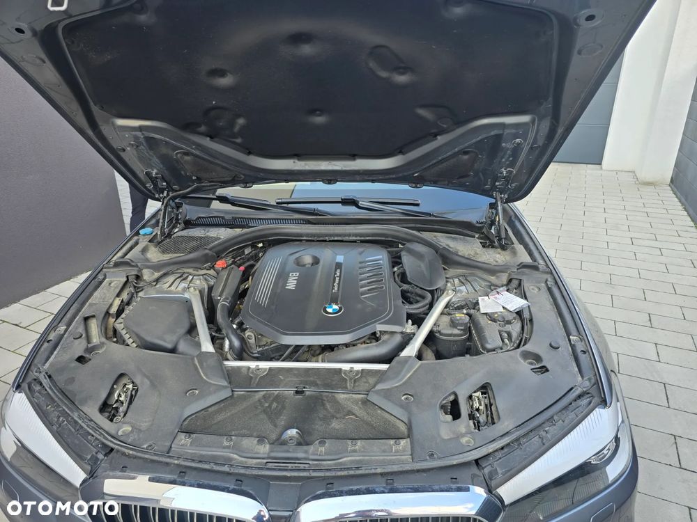 BMW Seria 5 540i GPF xDrive Luxury Line - 15