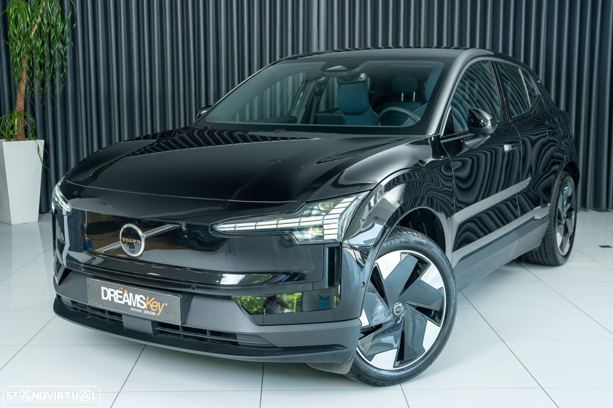 Volvo EX30 69 kWh Single Motor Extended Range Ultra - 14